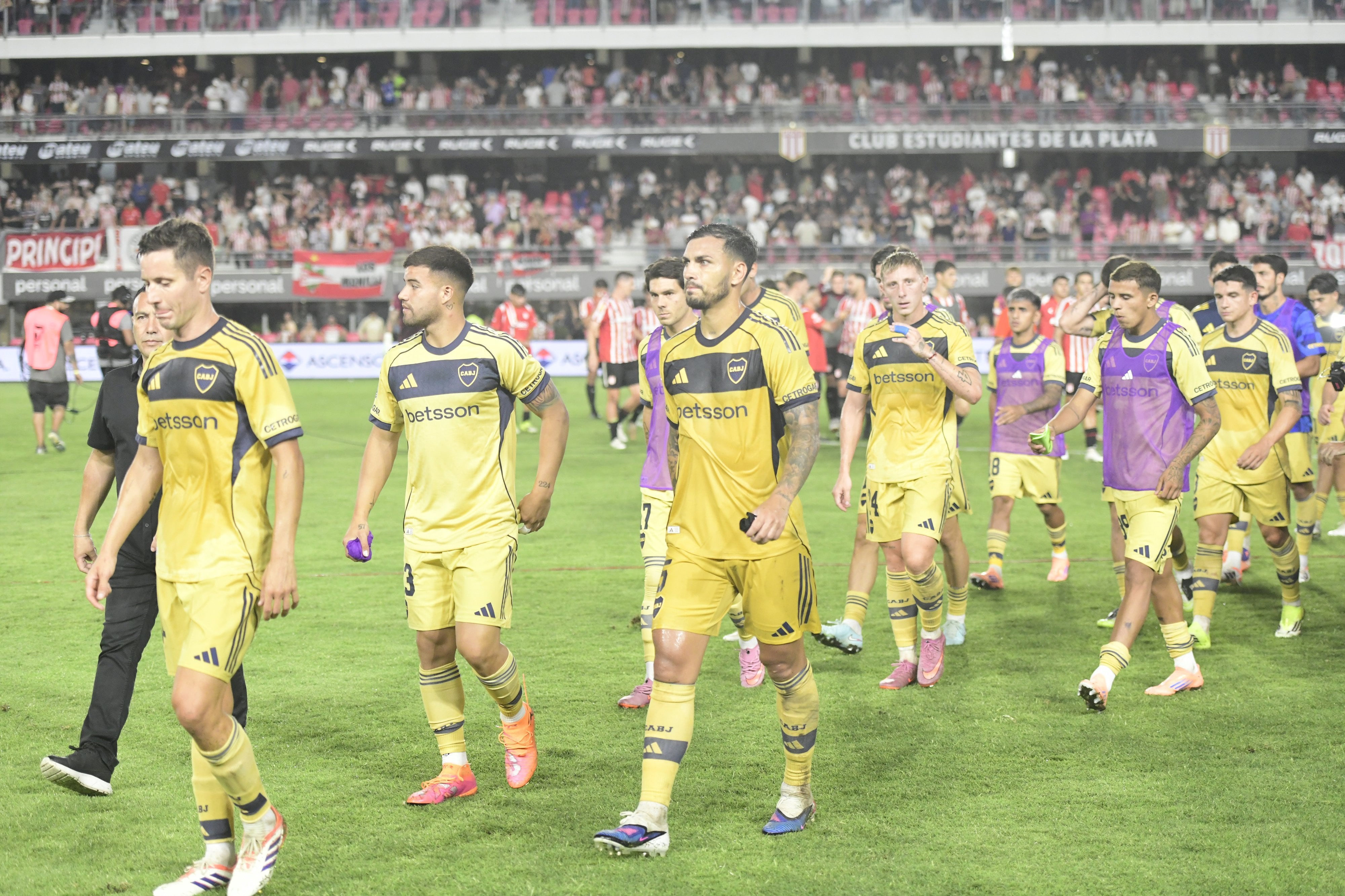 Claudio Úbeda habló de los errores que cometió el equipo y que derivaron en la derrota
