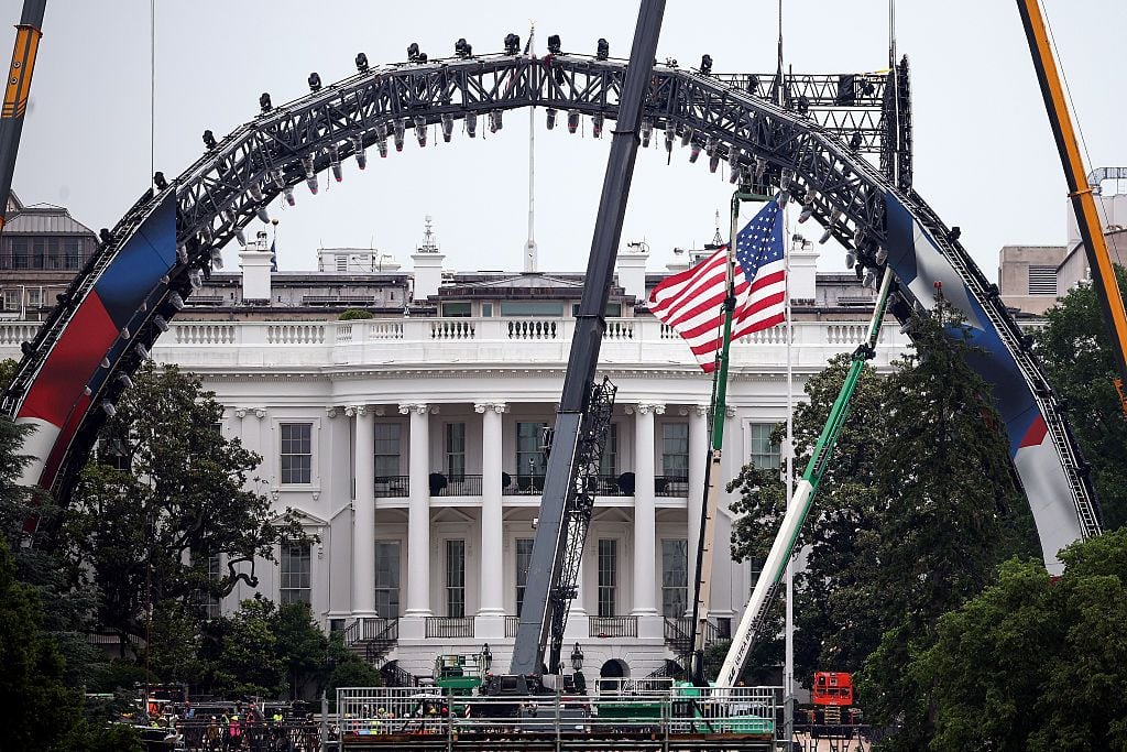 UFC en la Casa Blanca: empezaron los preparativos para la pelea organizada por Trump para celebrar su cumpleaños 6 El evento se llamará