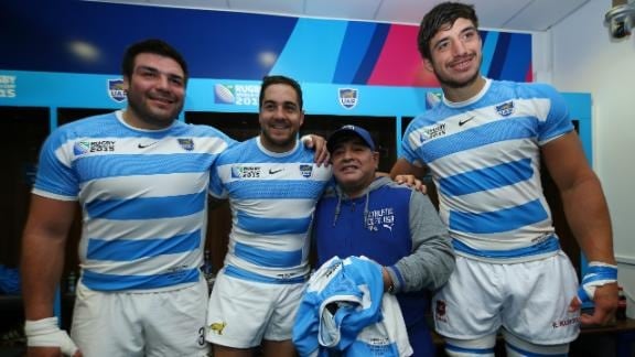 En el Mundial de rugby 2015, Maradona junto a los Pumas; Herrera, Horacio Agulla y Tomás Lavanini