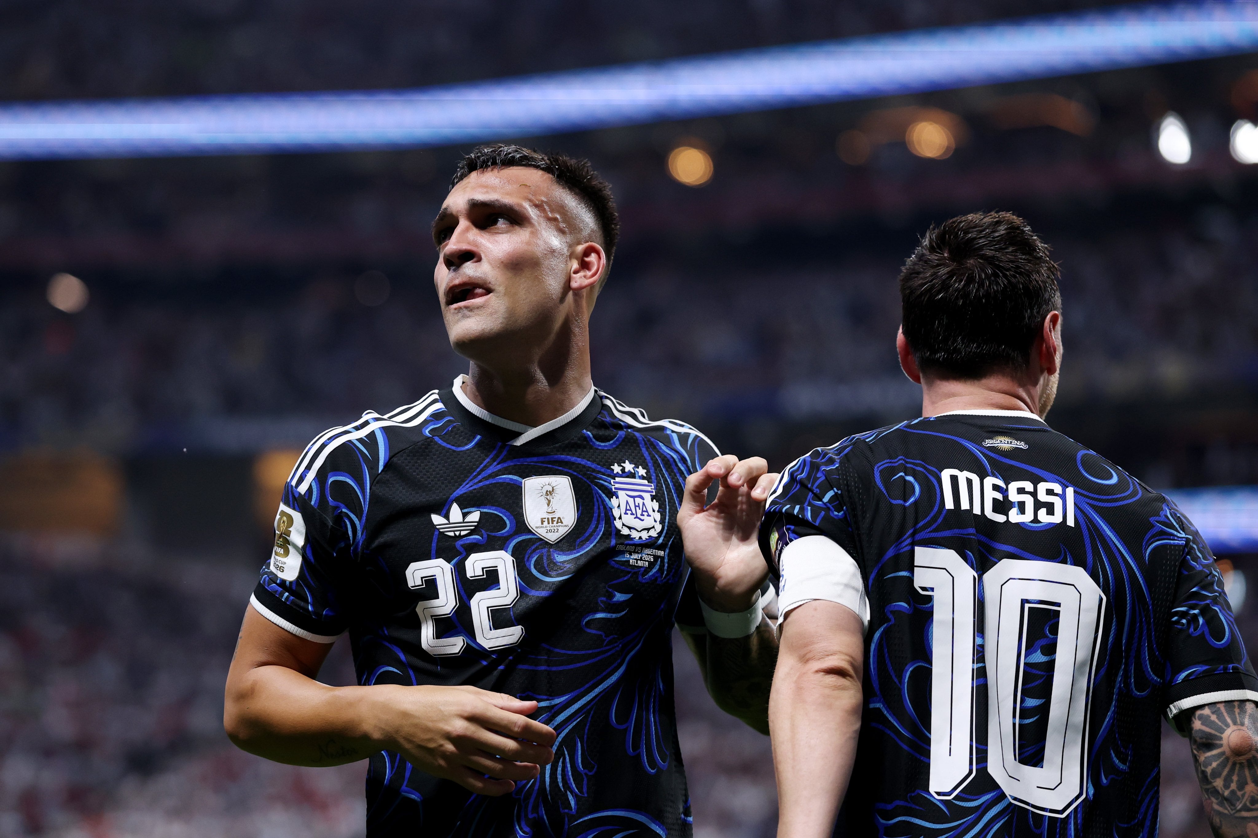 Lautaro Martínez convirtió uno de los dos goles de la victoria de la selección