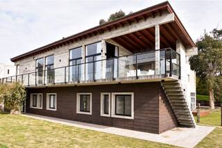 Una arquitecta cuenta cómo hizo su casa en Costa Esmeralda en 9 meses