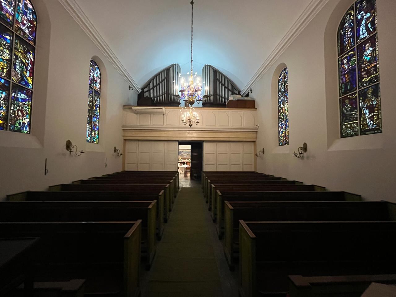 El órgano de la iglesia fue construido por Santiago E. Poggi; en la actualidad está protegido por el Gobierno de la Ciudad debido a su importancia