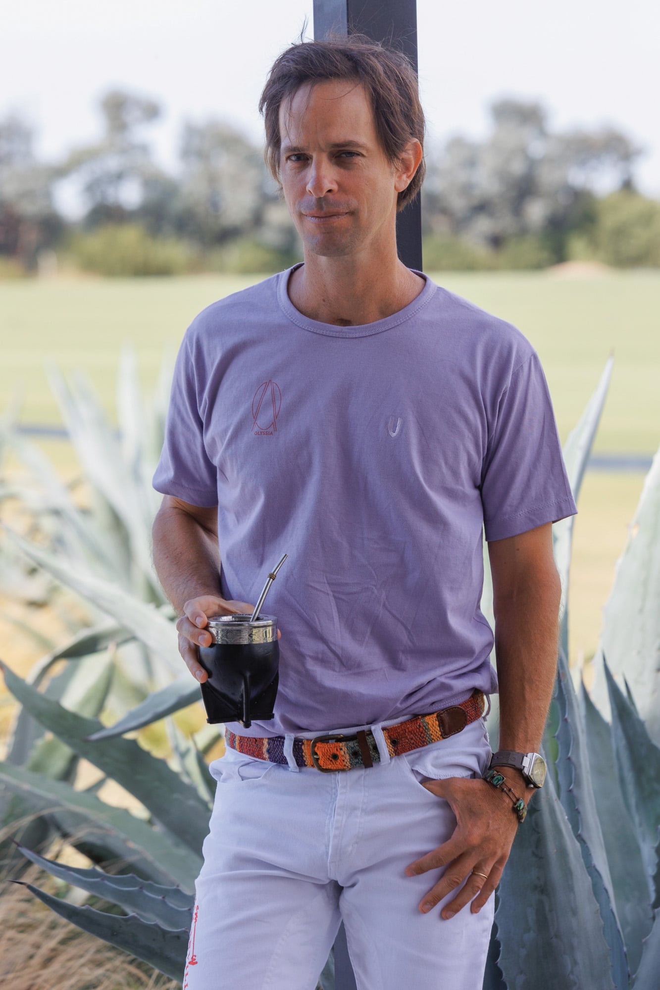 Corchito está casado con la amazona francesa Isabelle Strom y son padres de Olympia, de 9 años y de Assia, de 7