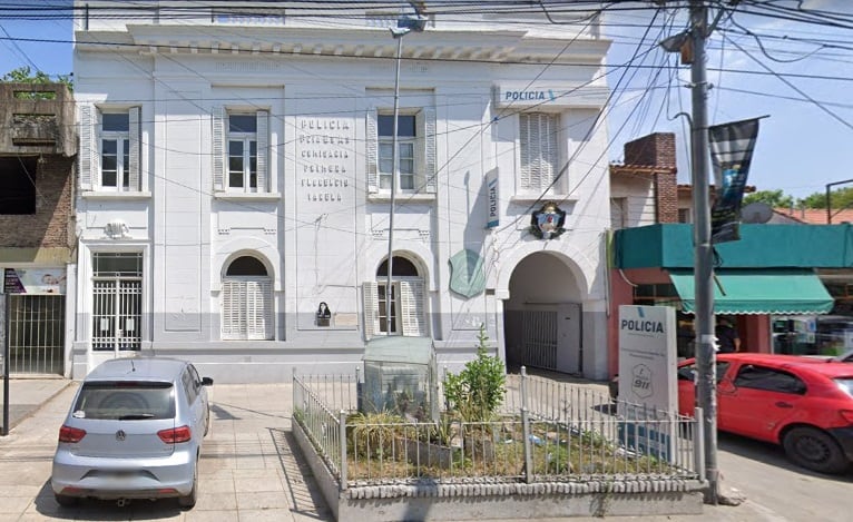 “Dame diez mil dólares o te meto preso”, el pedido de coima de un jefe policial a un comerciante