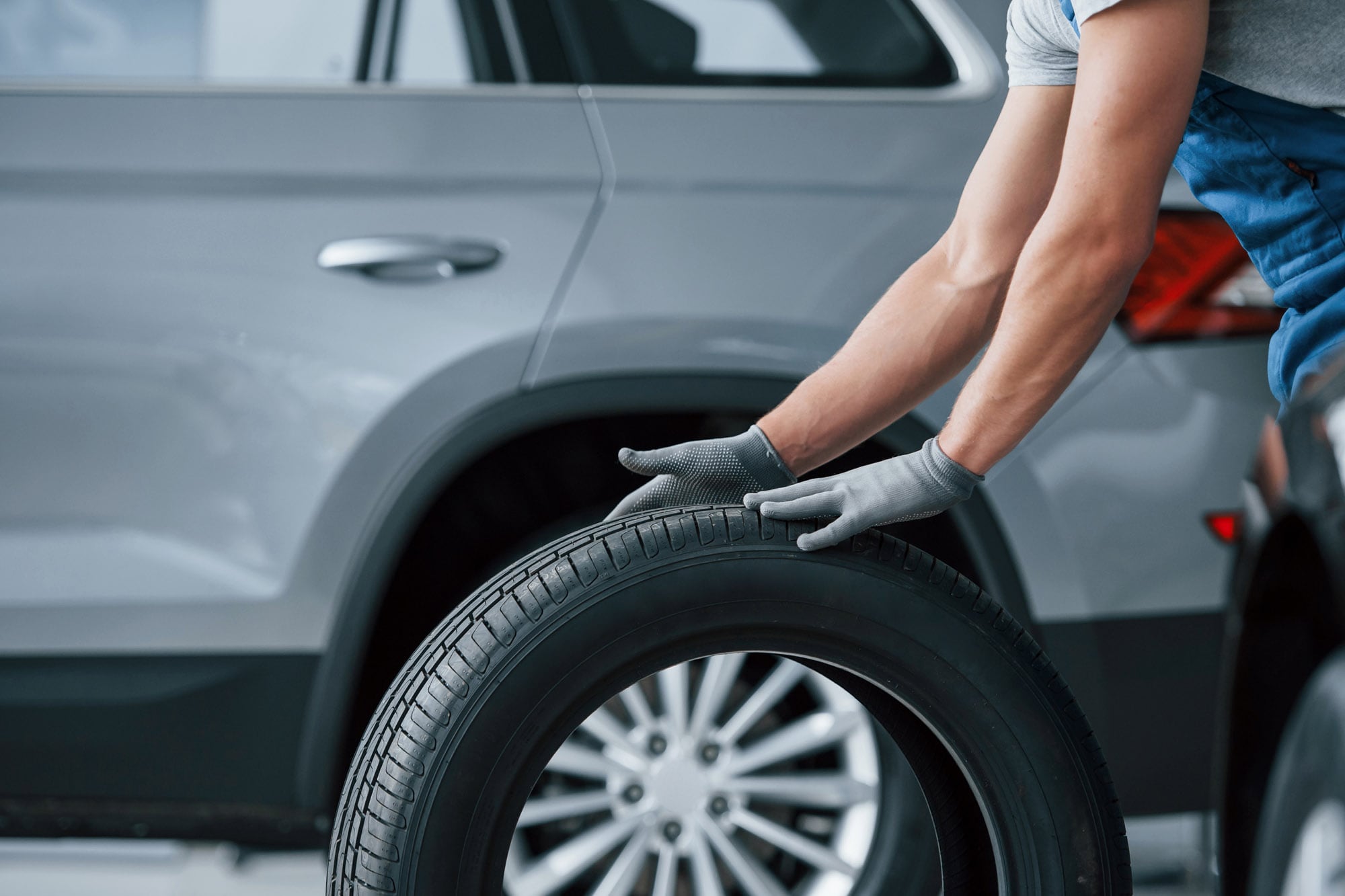 Una presión incorrecta en los neumáticos aumenta el consumo del combustible