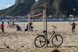 Río de Janeiro, el placer de respirar en una playa vacía y esperar que todo pase