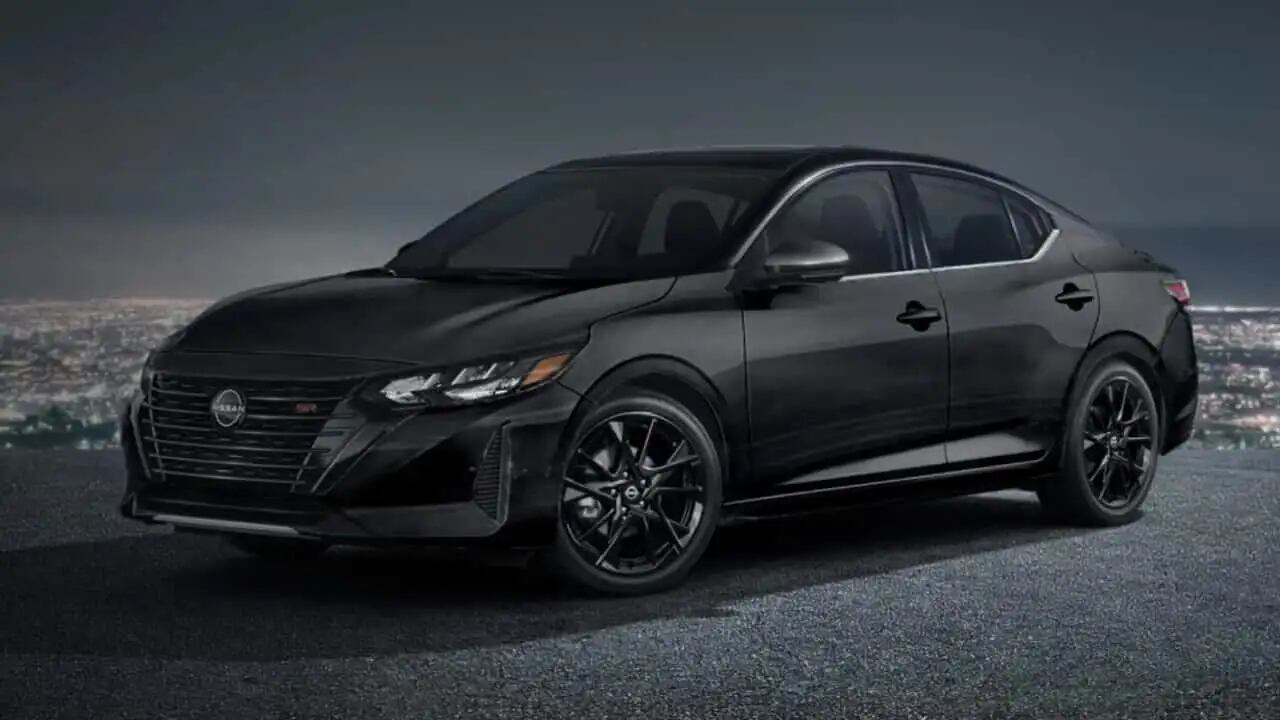 El sedán Sentra es otro de los vehículos importados desde México