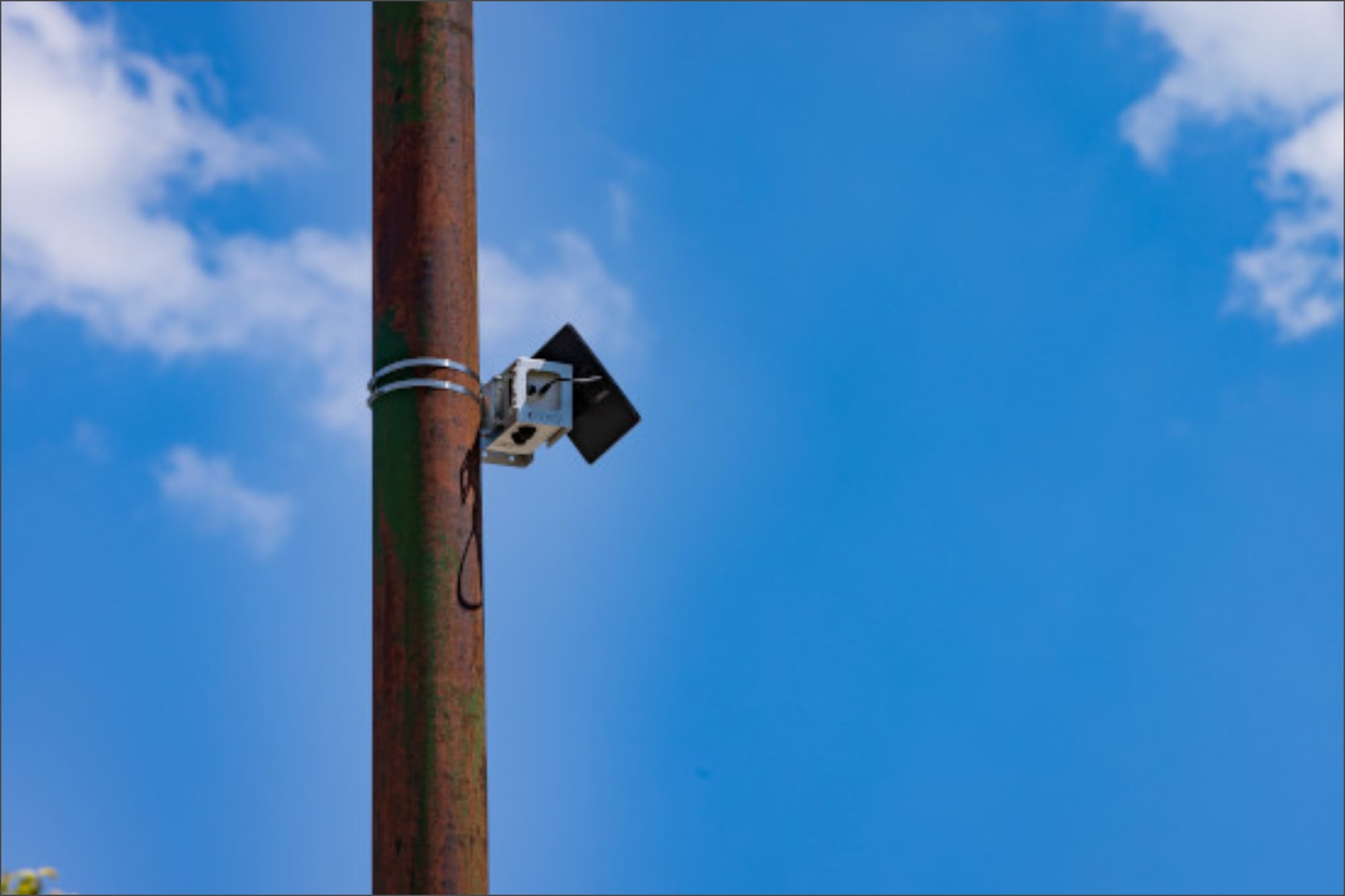 Los monitores que miden la calidad del aire rastrean dos elementos principales: el dióxido de nitrógeno y las partículas PM2.5