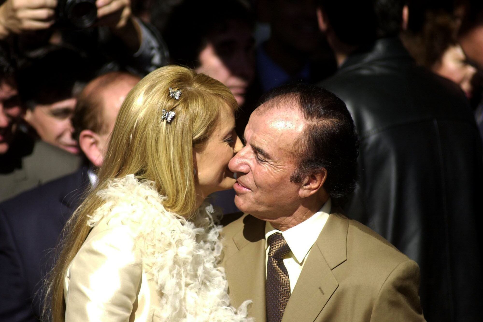 El casamiento de Carlos Menem con Cecilia Bolocco, en La Rioja, el 26 de mayo de 2001