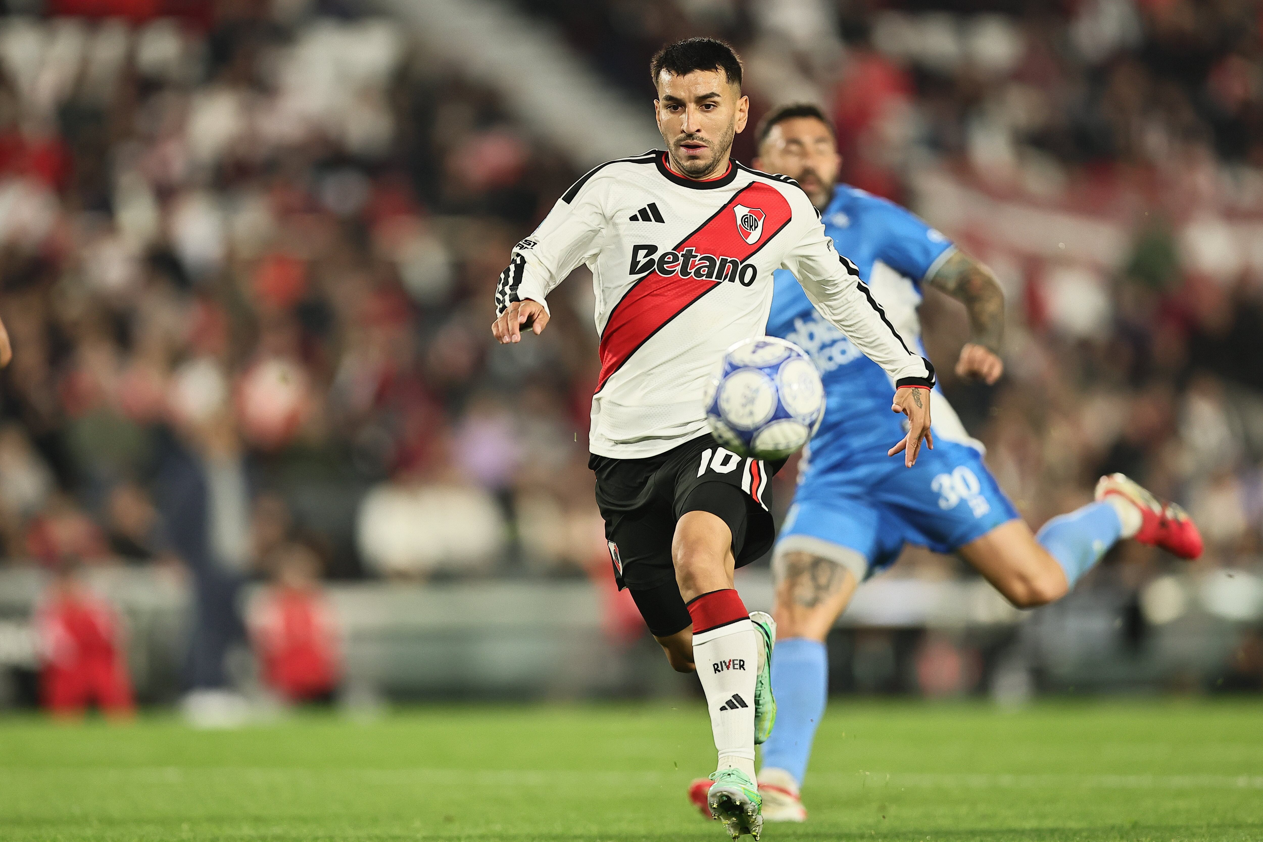 Ángel Correa: River debe ganarle este miércoles a Sarmiento para prenderse en la lucha por el título de la Tabla Anual
