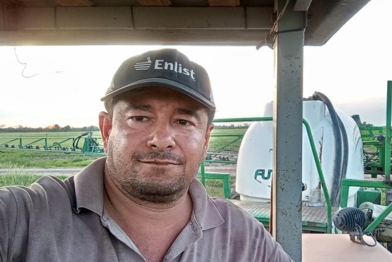 Una tragedia enluta por estas horas a la Federación Agraria Argentina (FAA) en Chaco luego de que este miércoles la esposa del dirigente Javier Druzianich, a cargo de una filial local, falleciera aplastada por un tractor.
