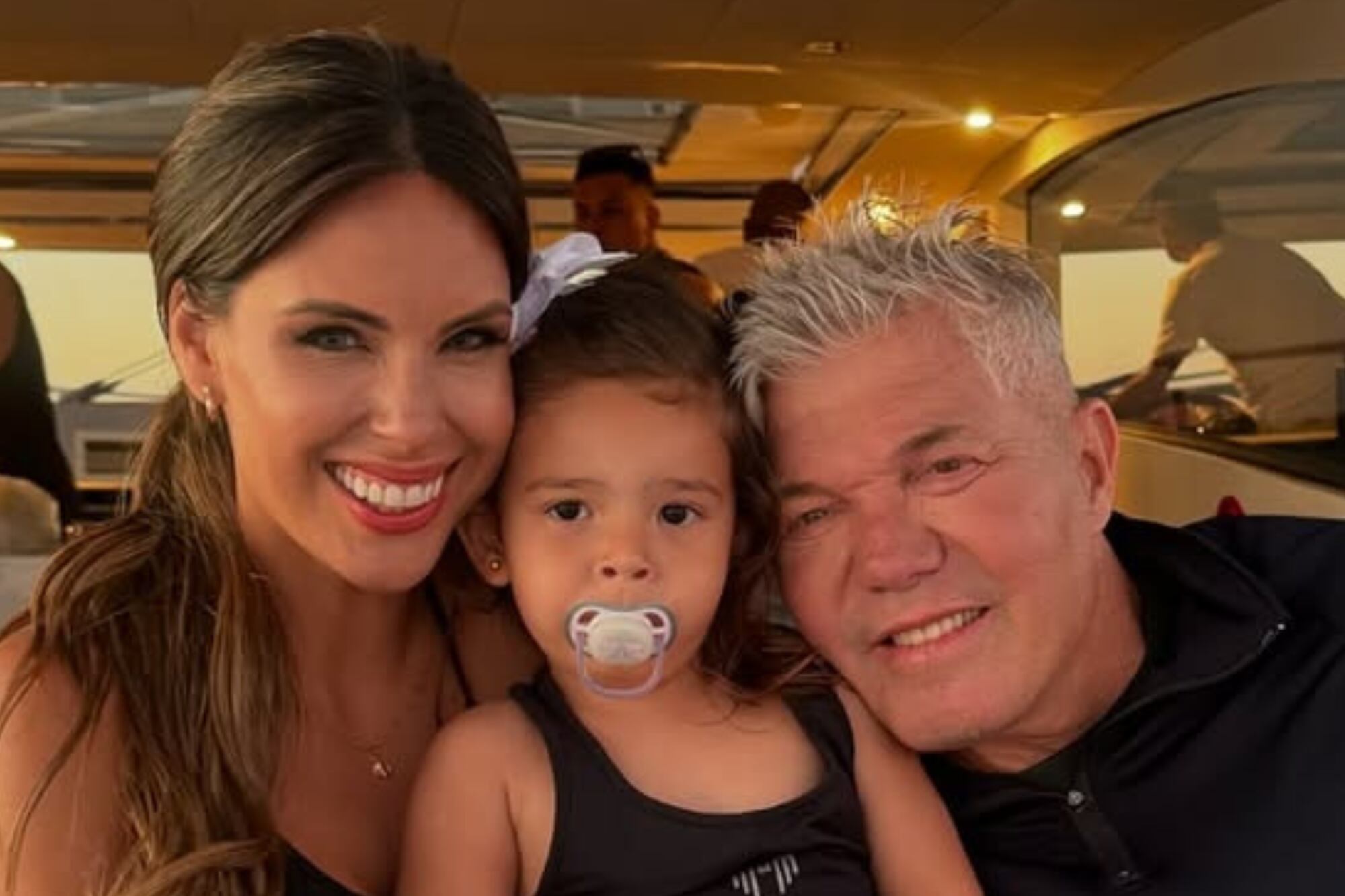 Barby Franco junto a su hija Sarah y su pareja Fernando Burlando