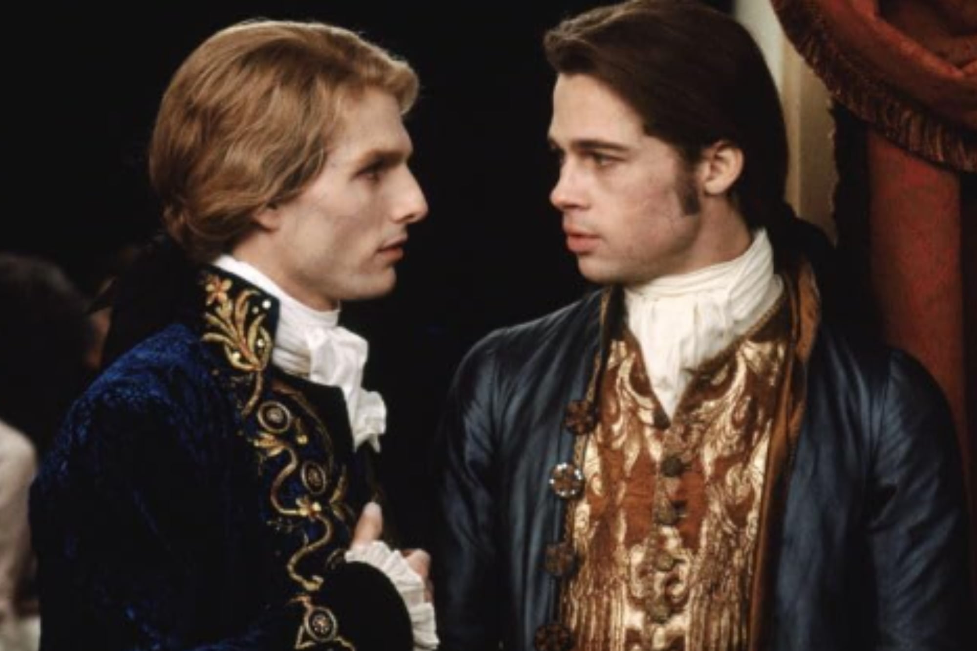 La película de 1994 estuvo protagonizada por Tom Cruise, Brad Pitt y Kirsten Dunst