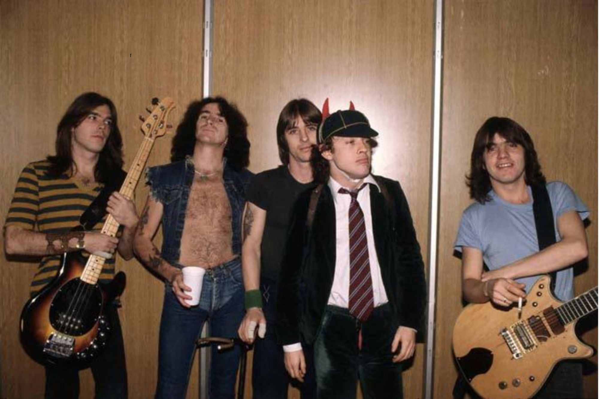 AC/DC se formó a comienzos de los años 70 en Sídney, lejos de los grandes escenarios