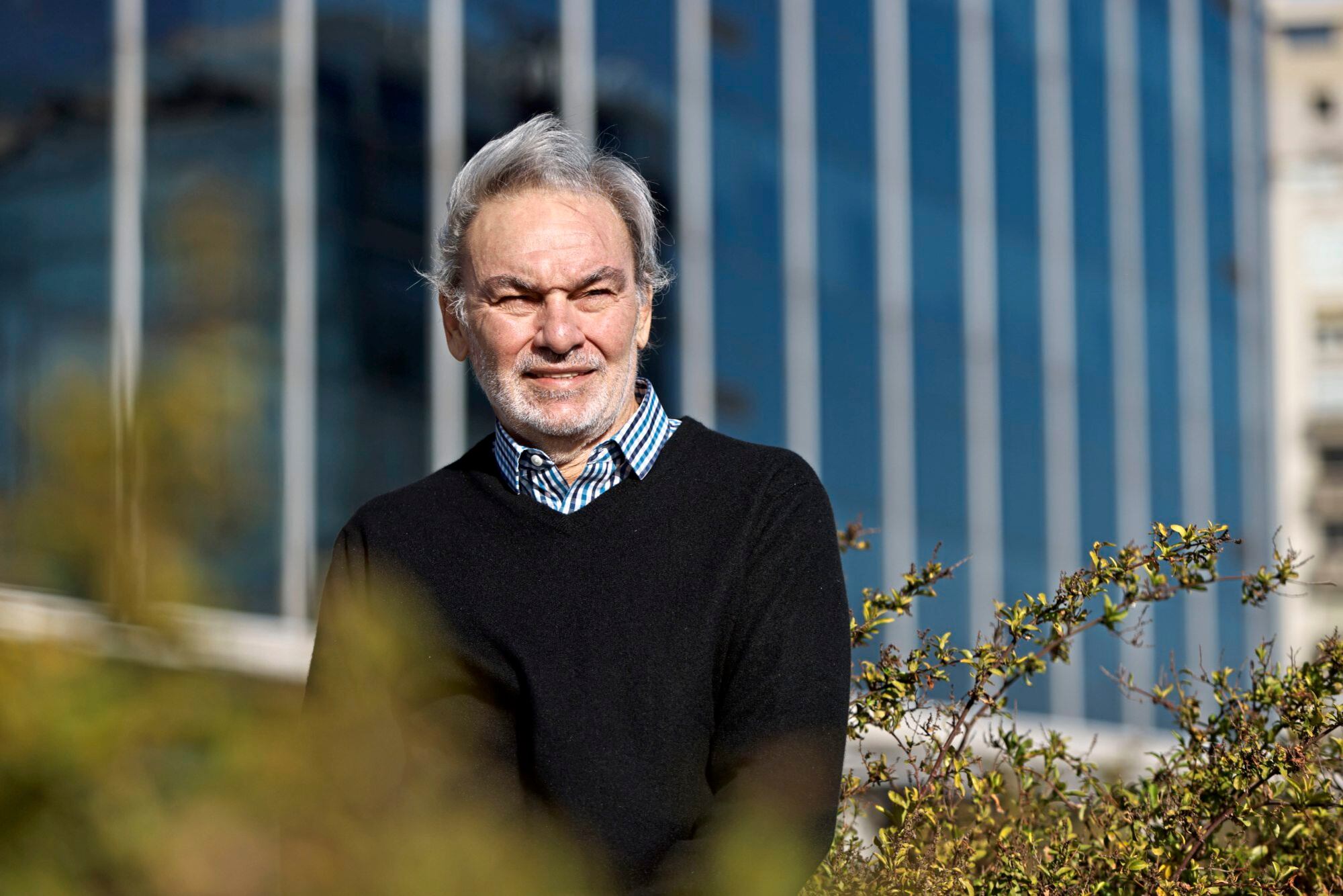 “La única manera de mantener un consenso mayoritario es convencer con palabras y con hechos, no con insultos y agresiones”, dice Gustavo Lopetegui