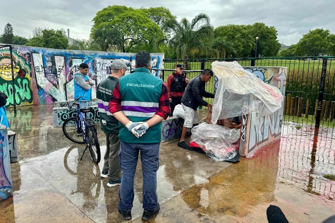 El gobierno de la Ciudad desalojó a más de 1000 manteros en una feria en Mataderos