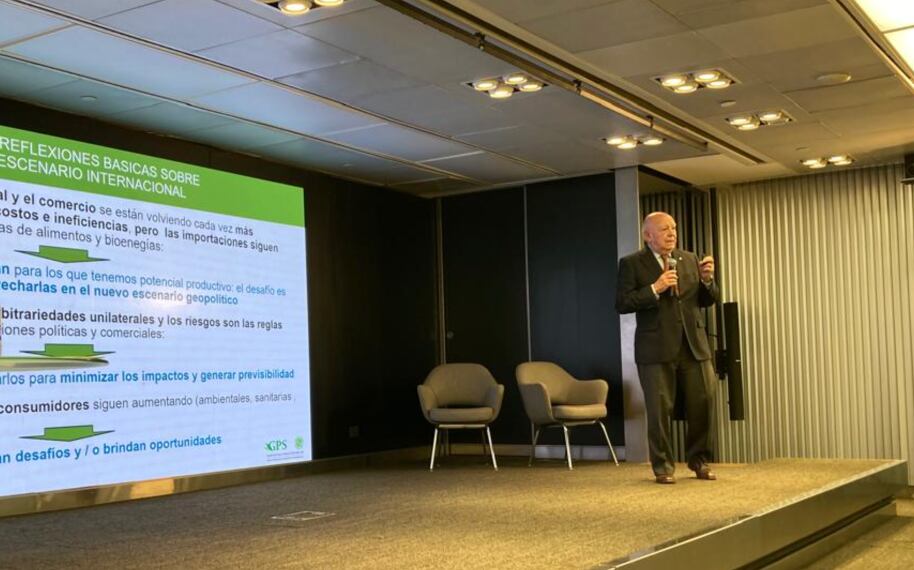 El especialista afirmó que el mundo continuará necesitando “alimentos y bioenergías” y consideró que la Argentina tiene condiciones para incrementar significativamente sus exportaciones