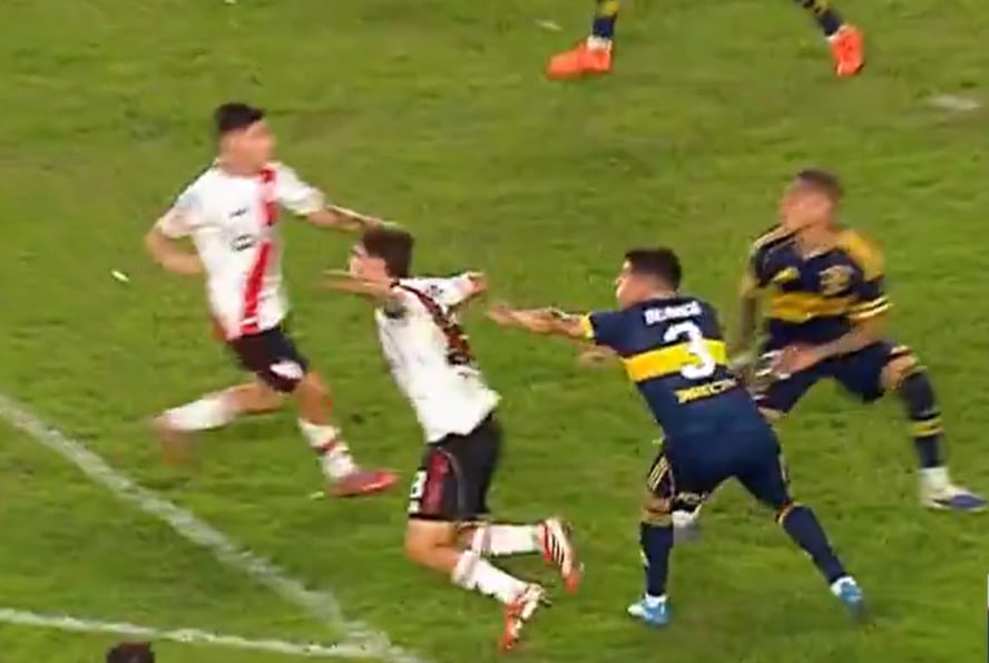 Las polémicas del River vs. Boca: del penal sancionado por VAR y la (no) amarilla a Rivero al reclamo final por ¿la falta? a Martínez Quarta