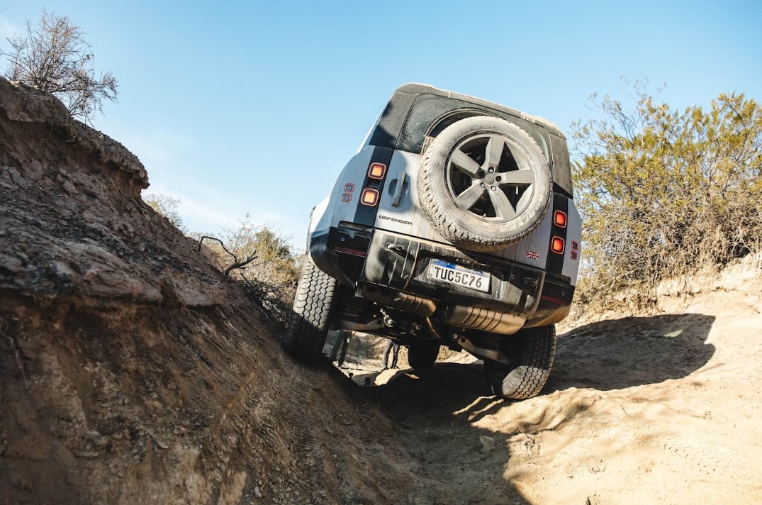 Se alternaron las configuraciones para ripio, barro, arena o el modo estándar según las características del terreno