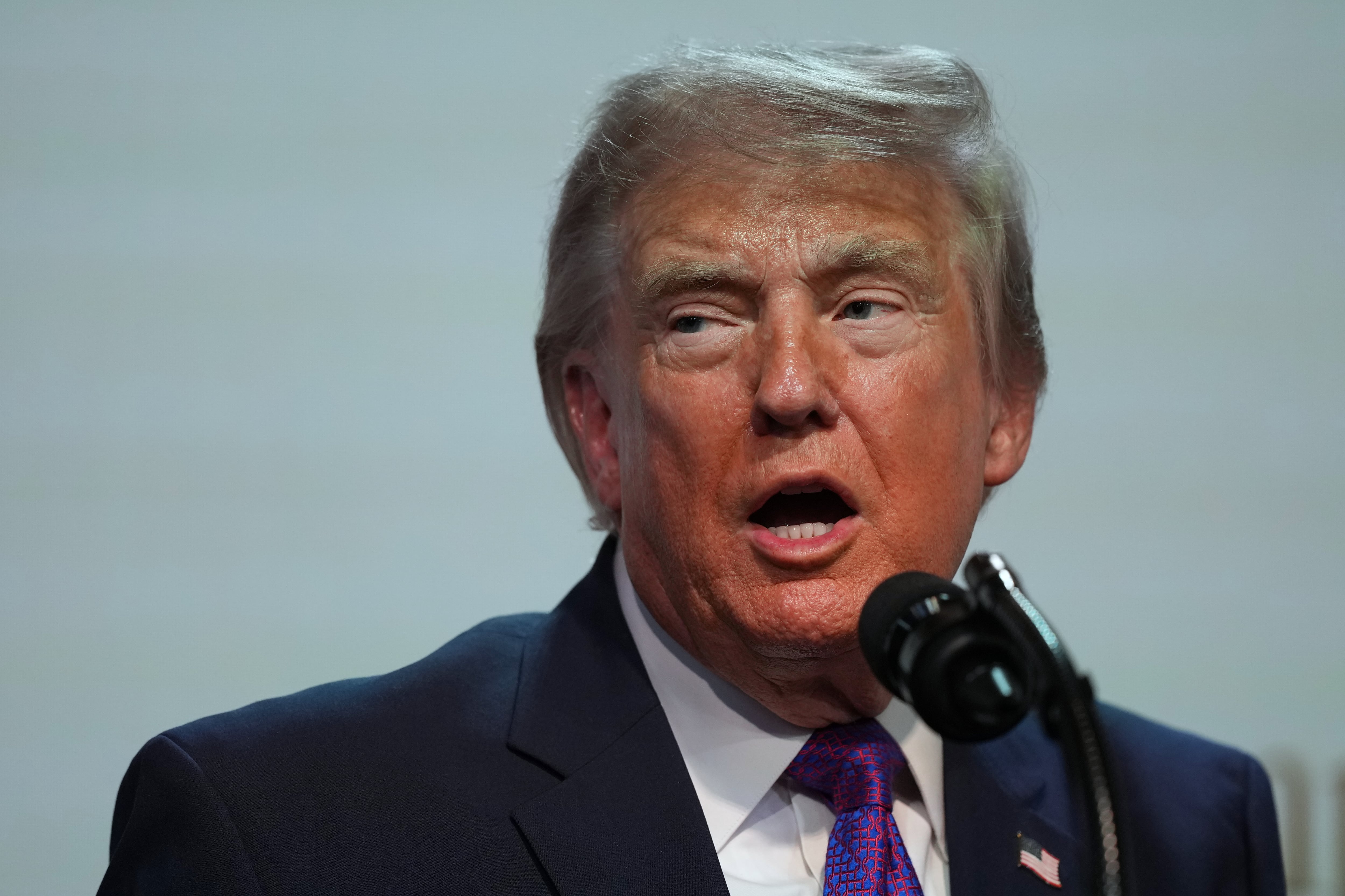 Donald Trump volvió a amenazar al régimen iraní