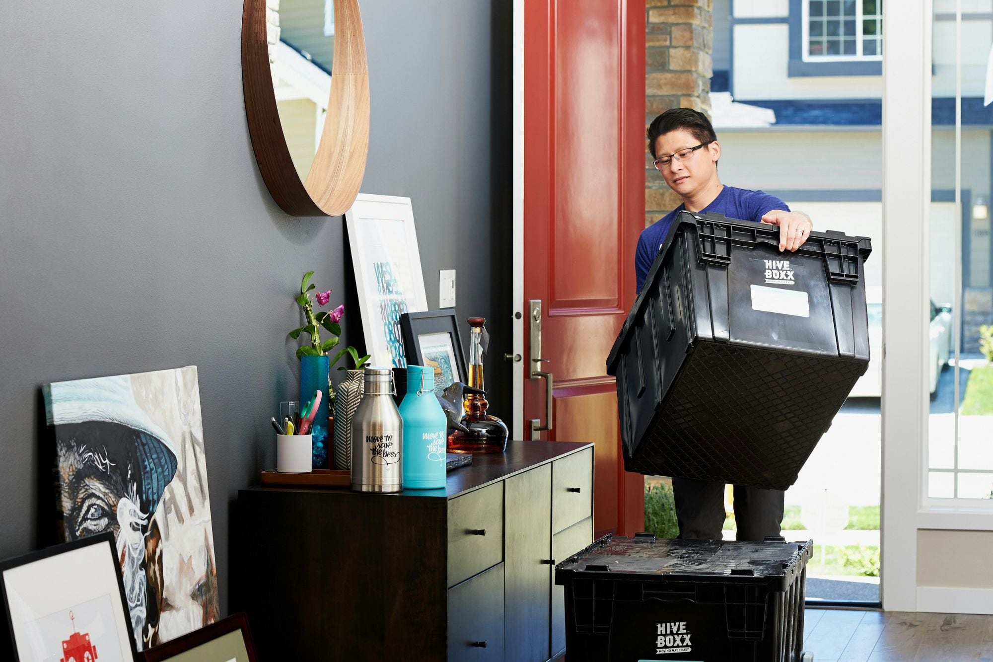 Siete ciudades de California ocuparon los primeros puestos del listado de territorios de los que más se mudan este año