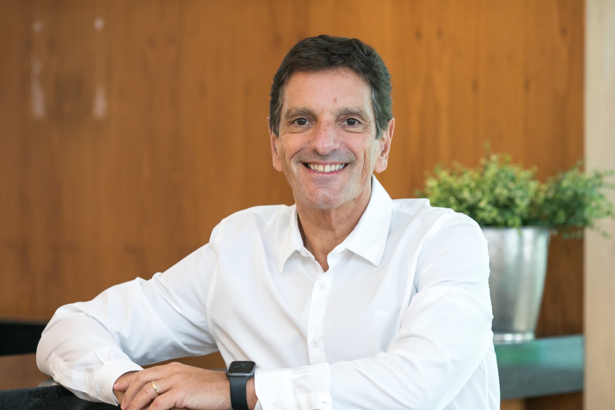 Es argentino, vivió en un conventillo, hoy trabaja en Google y reveló qué hace falta para que la IA despegue