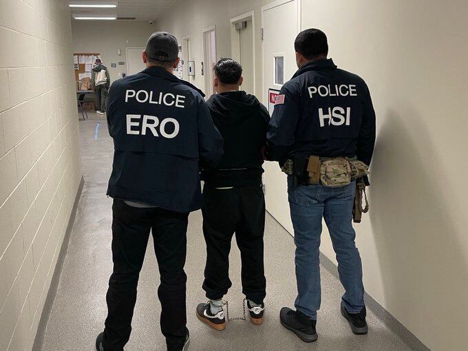 Toda persona detenida es llevada a un centro penal