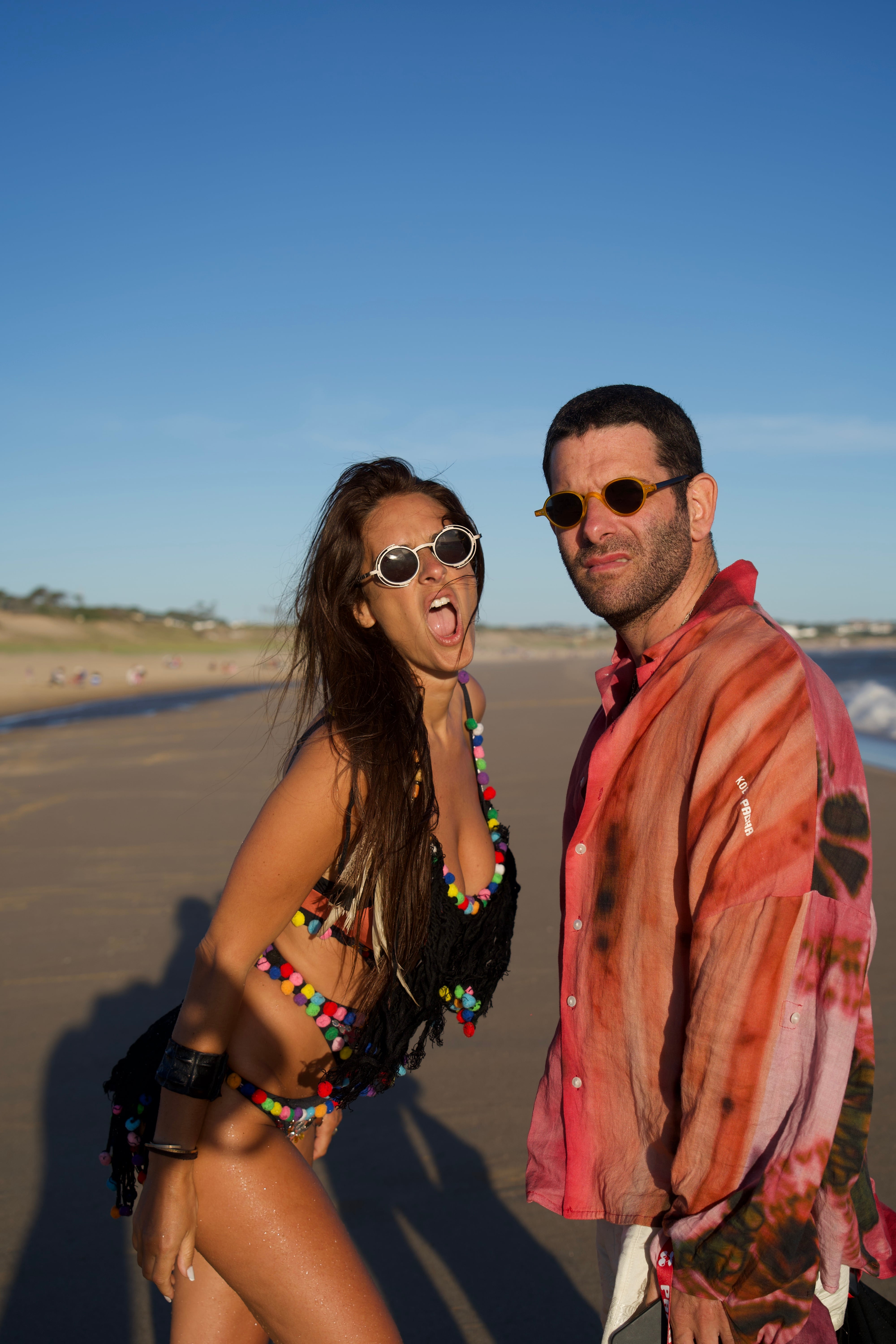 Con su amigo y reconocido productor de moda Nicolás Freijo. Concep y Freijo suelen compartir temporadas en Punta del Este e Ibiza. Incluso se organizan para coincidir en la Semana de la Moda de París.