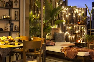 Las claves para usar correctamente las luces en balcones, terrazas y jardines