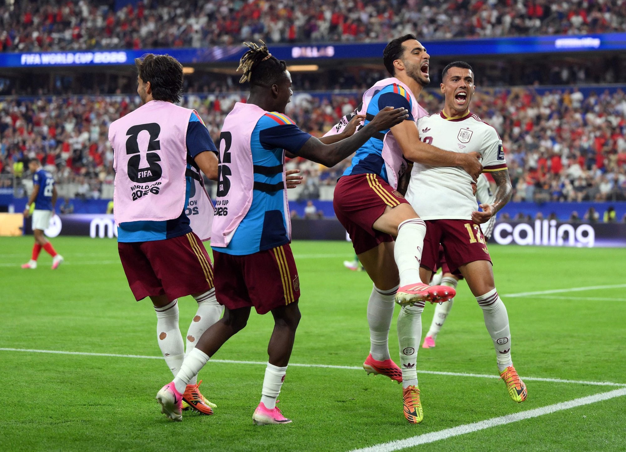 Mikel Oyarzabal y Pedro Porro, los goleadores del show que montó España para sacar a Francia de la Copa del Mundo