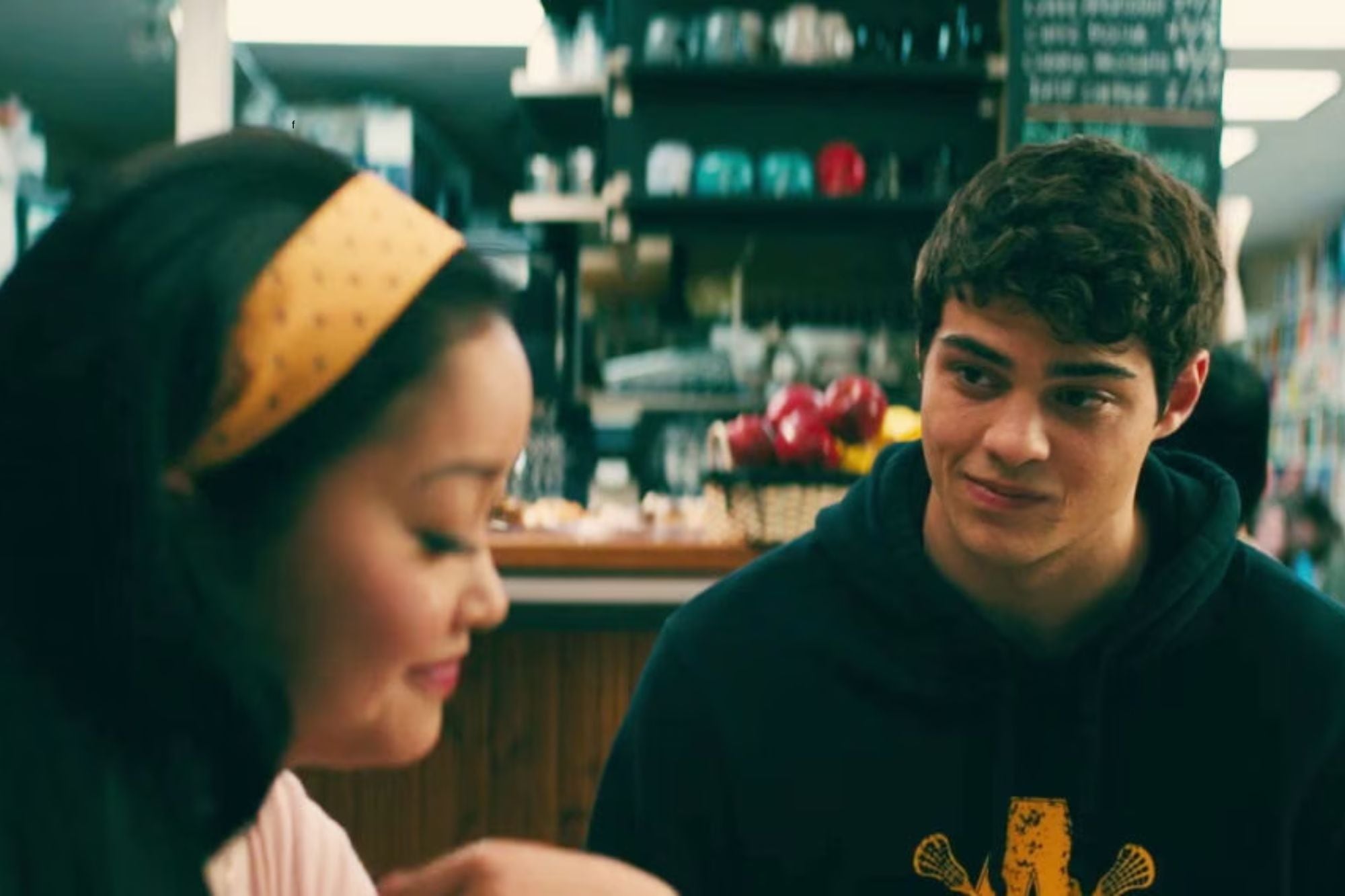 Noah Centineo saltó a la fama con películas románticas juveniles