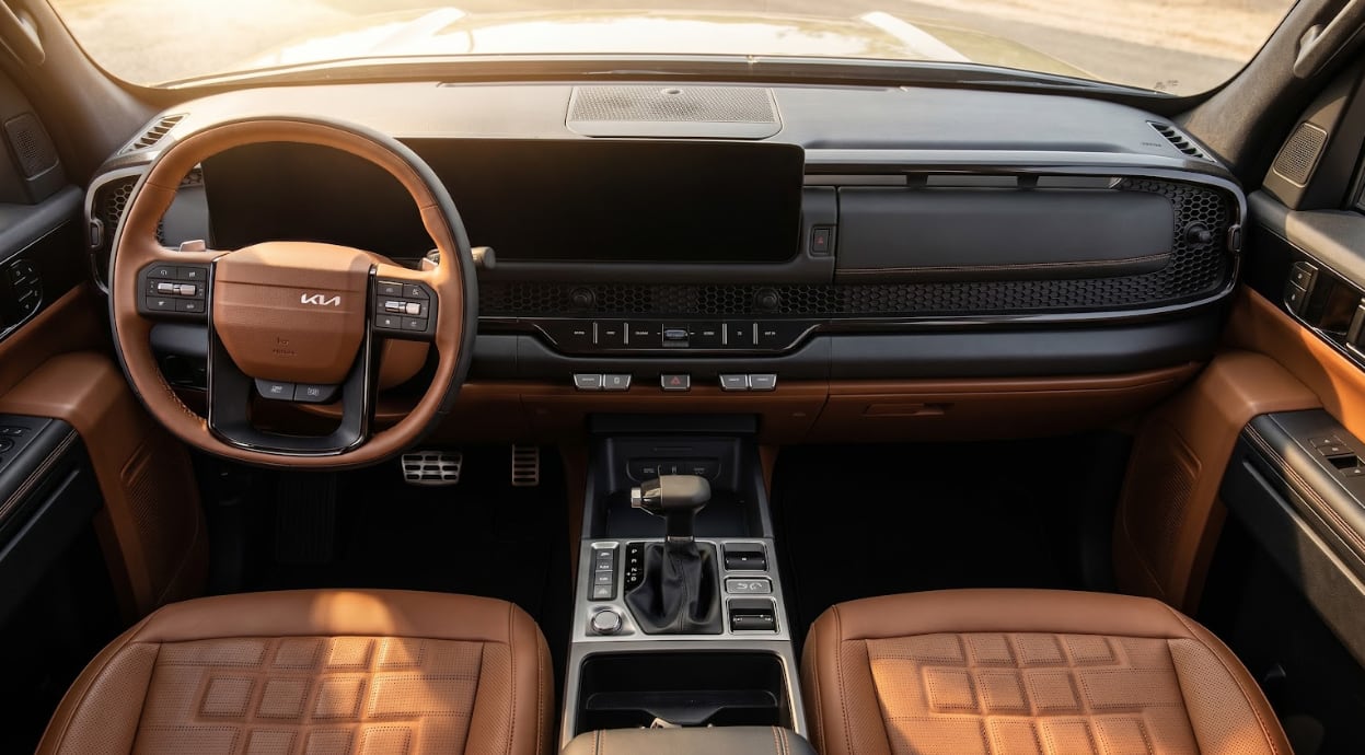 Interior de la Kia Tasman
