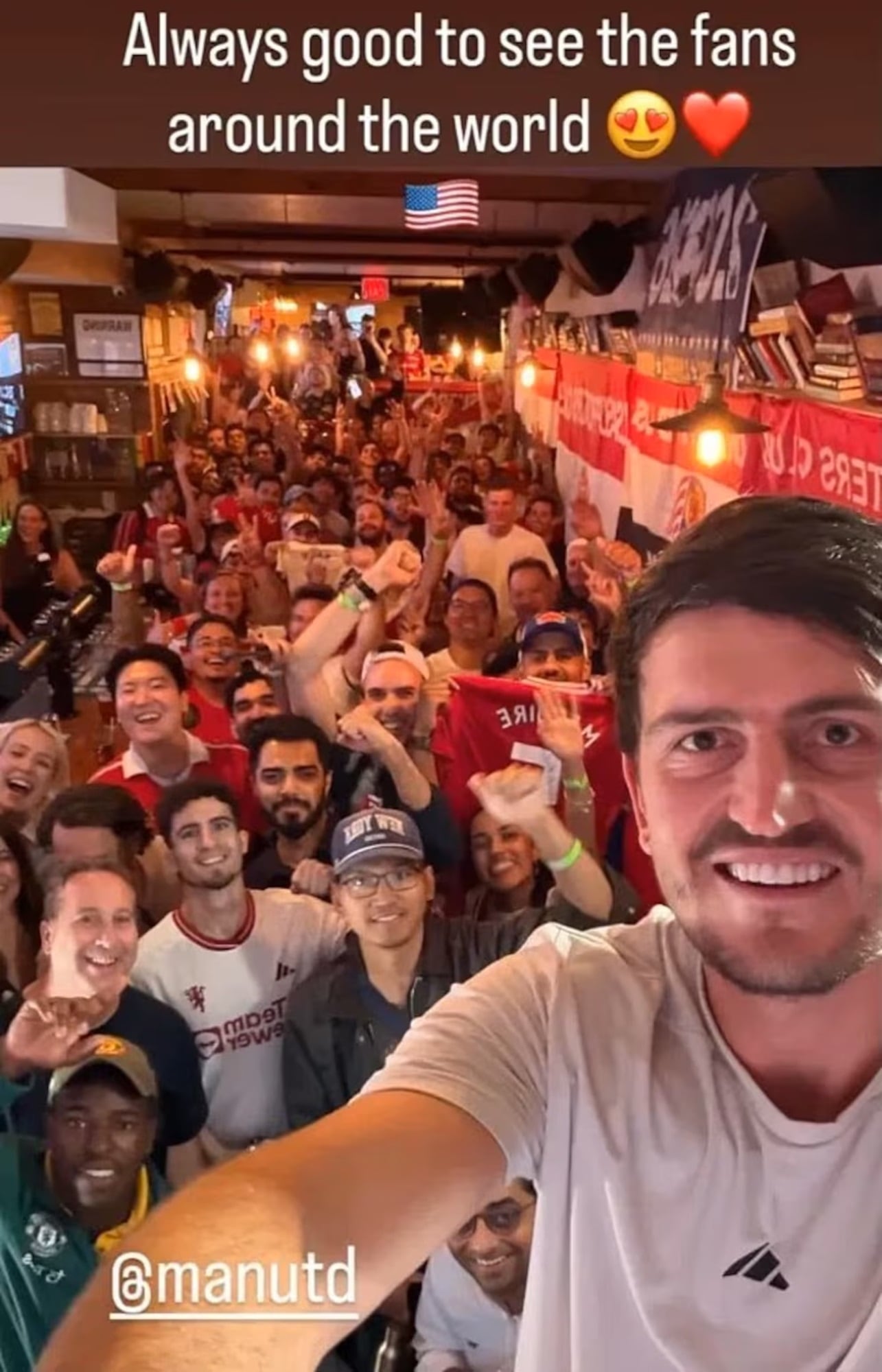 Harry Maguire también aprovechó para reunirse con hinchas de Manchester United en Nueva York
