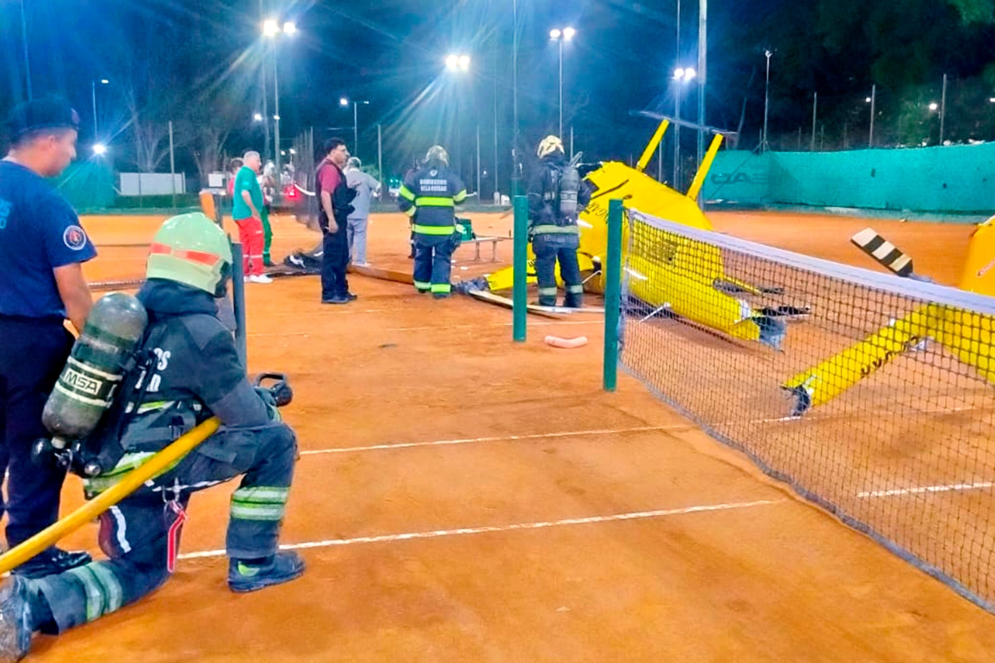 Un helicóptero cayó sobre una cancha de tenis, en Palermo