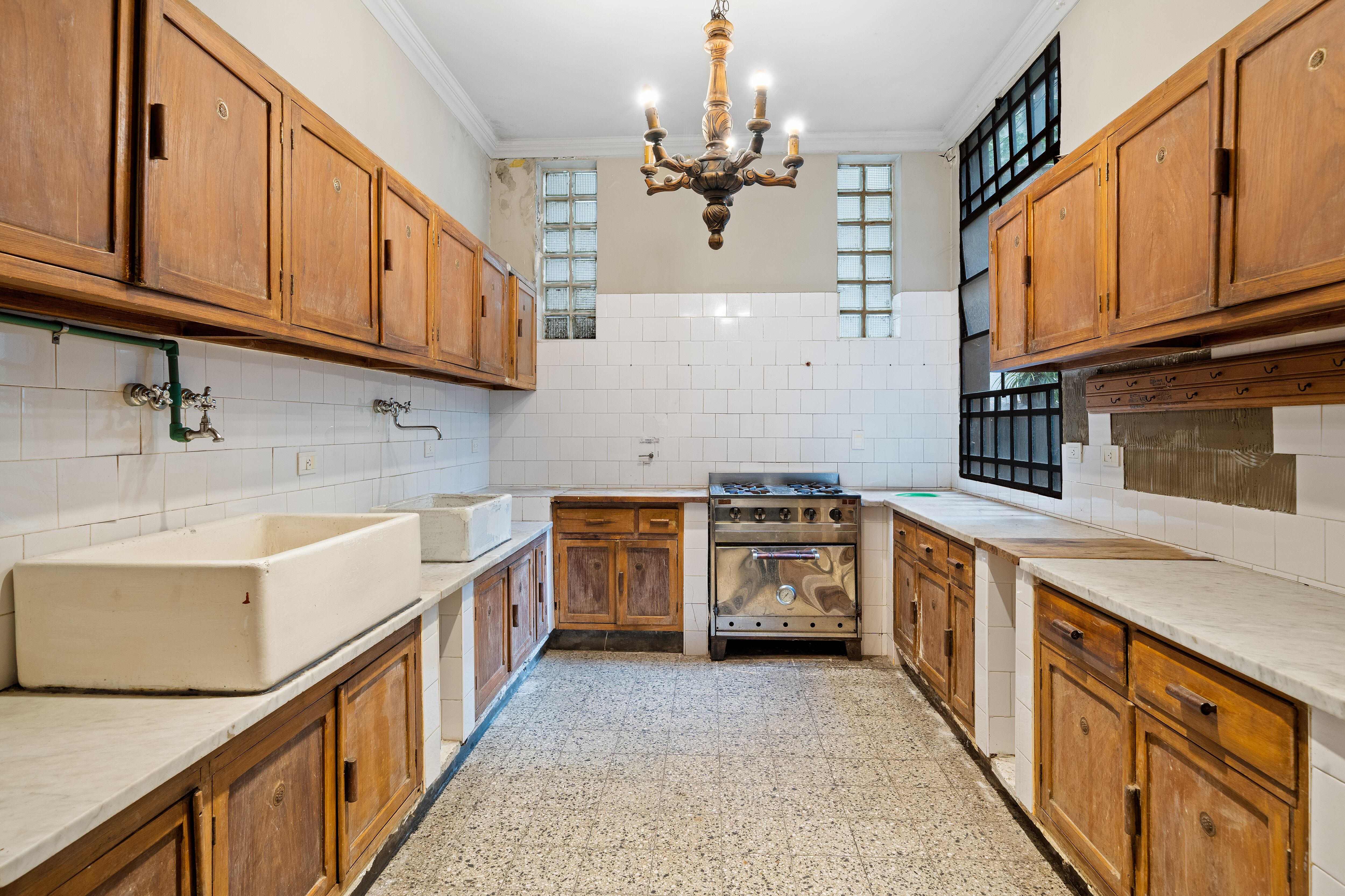 La cocina de la propiedad con su madera original