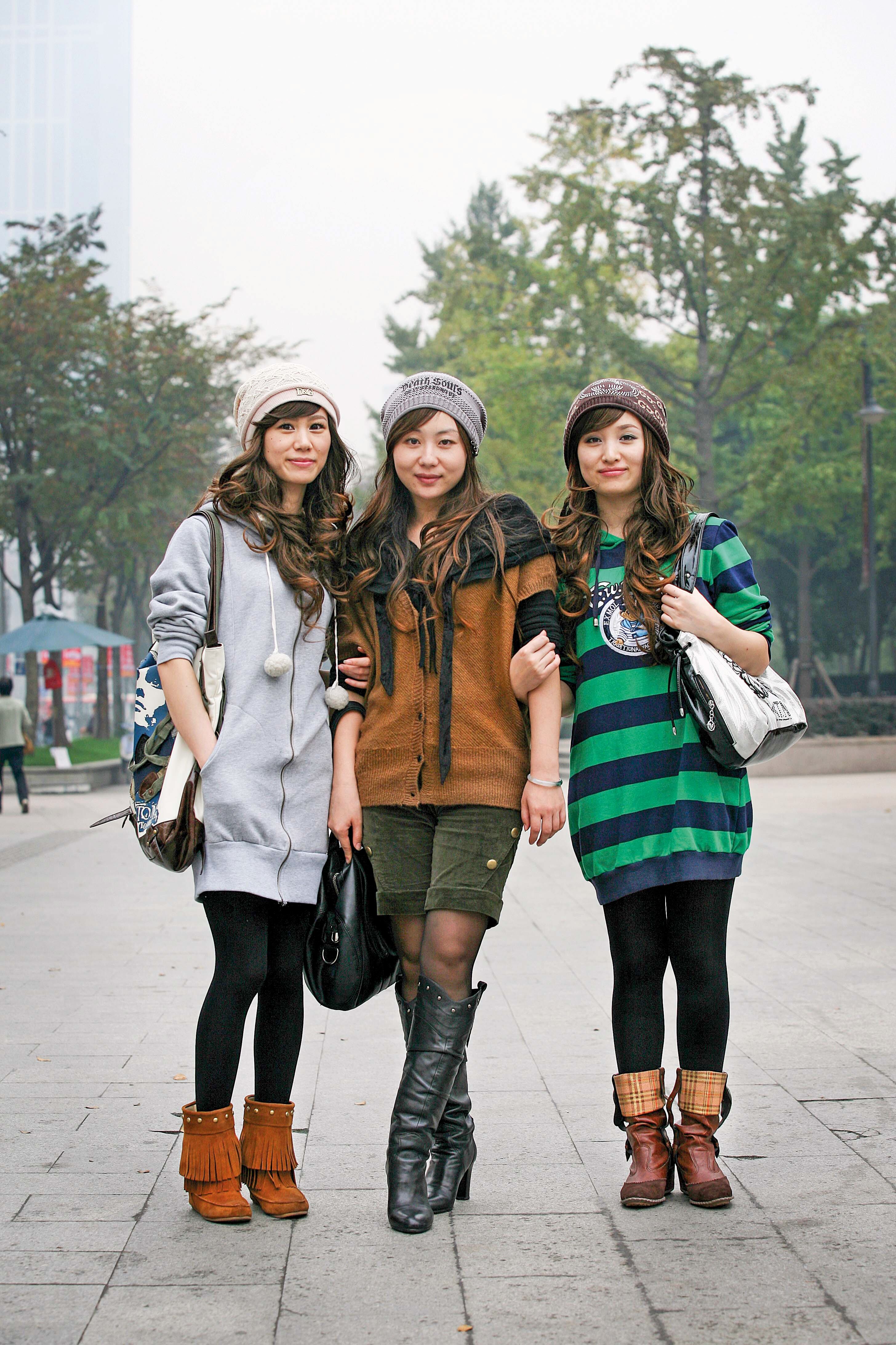 Chicas modernas en Shangai.