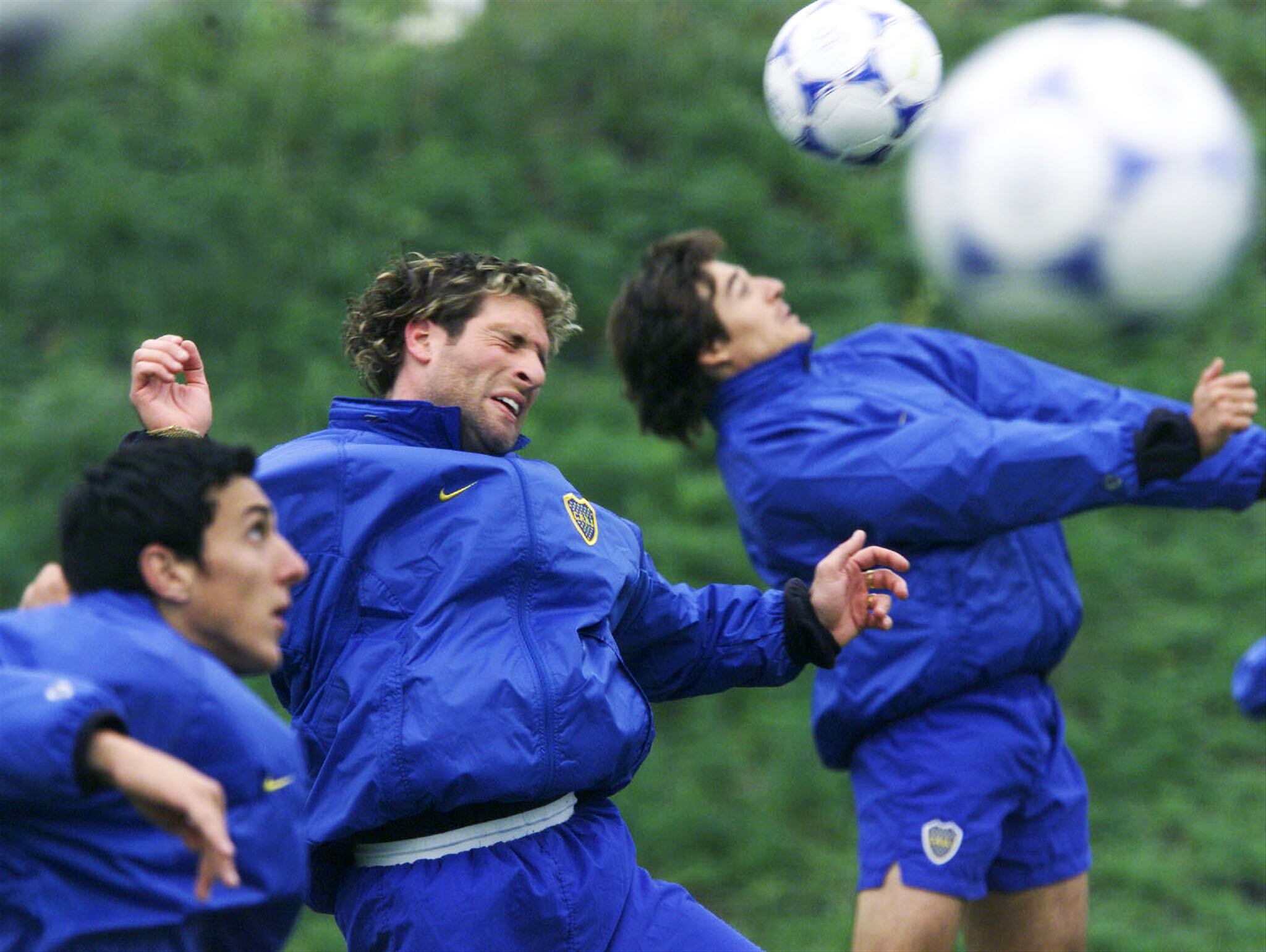 Nicolás Burdisso, Martin Palermo y Cristian Medina en la práctica realizada en el Kawasaki estadio, el 23 de noviembre