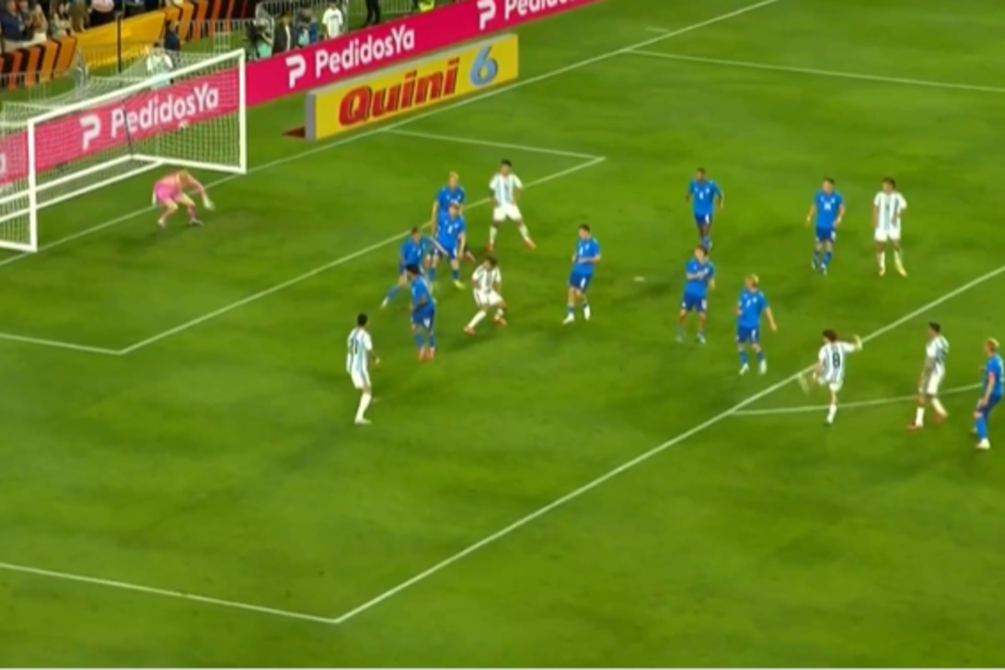 los goles de Argentina vs. Islandia