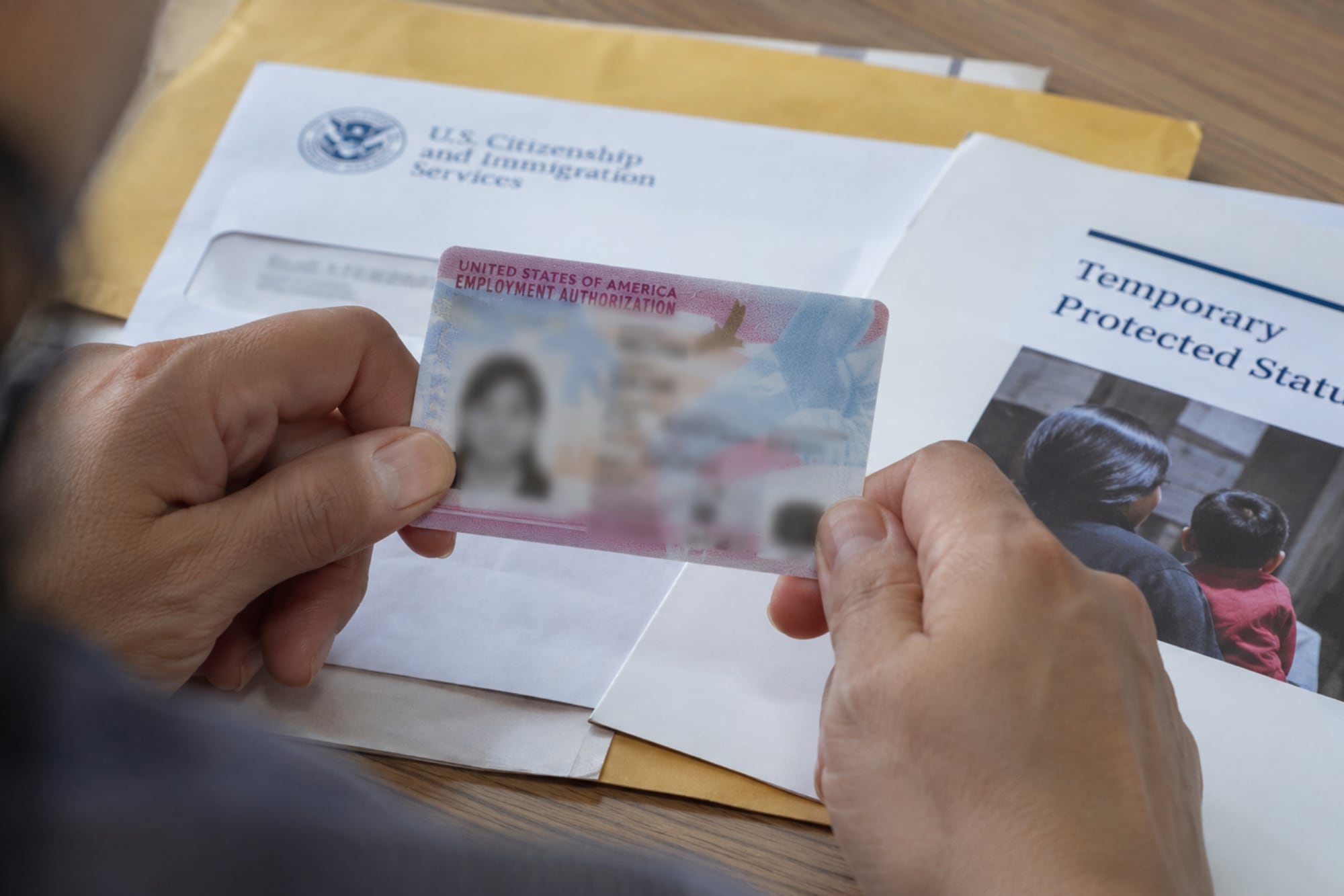Es oficial: el DHS define qué pasará con el TPS y los permisos de trabajo EAD en EE.UU.