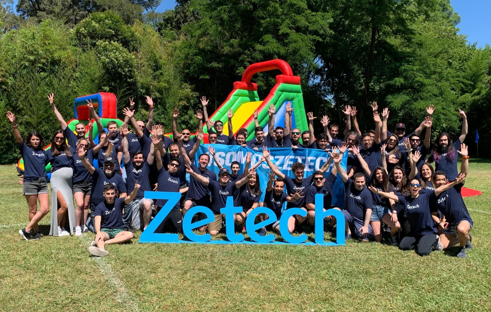 La compañía Zetech fue la empresa con la que Zecler creó la plataforma que digitalizó los recibos de sueldo