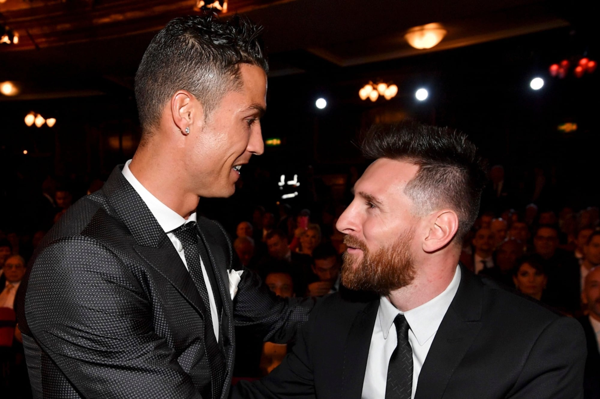 Cristiano Ronaldo le envió su apoyo a Lionel Messi tras el posteo por la muerte de su padre