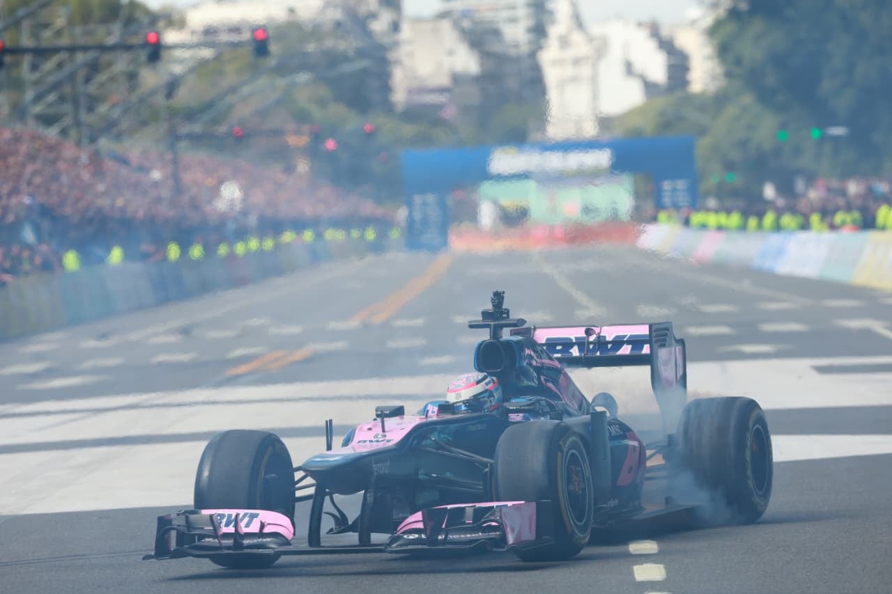 En su primera salida Franco Colapinto hizo varios trompos en la pista en el circuito de Palermo