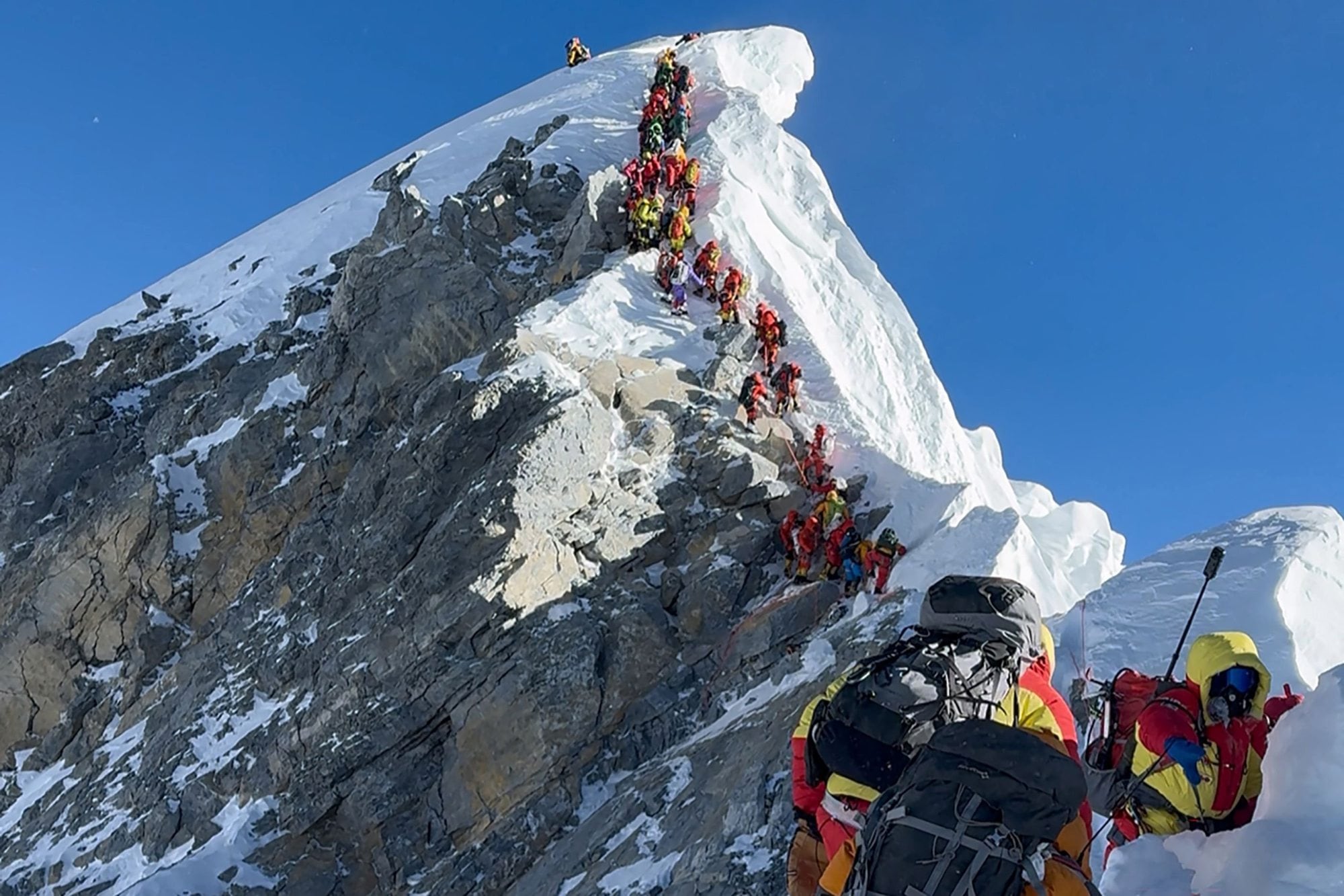 El guía se había perdido en la montaña más alta del mundo