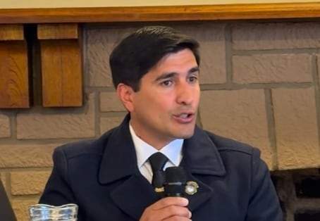 El intendente de Calingasta, Sebastián Carbajal