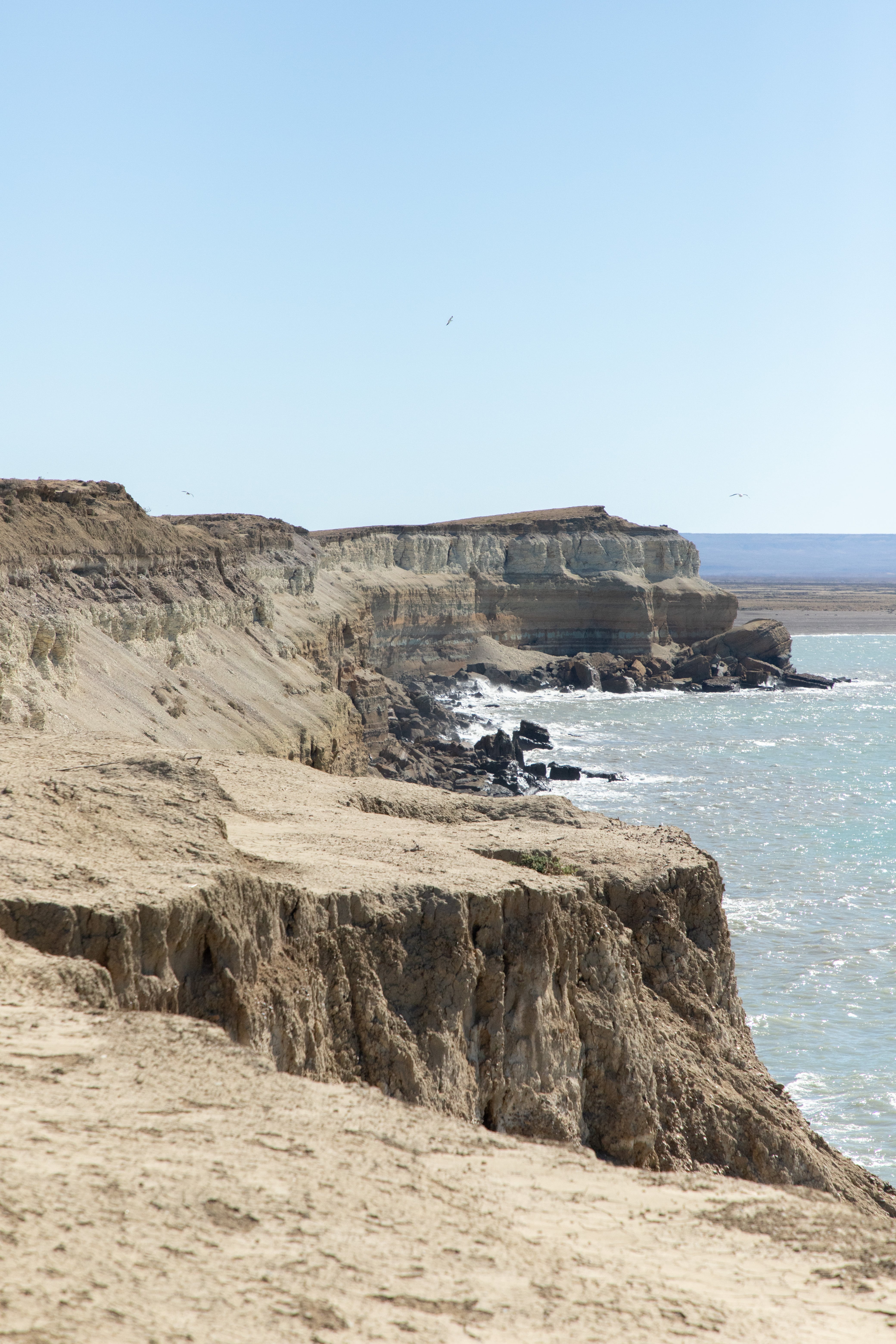 El circuito costero recorre acantilados y playas.