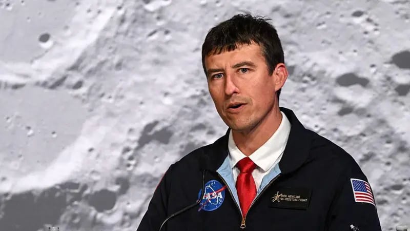 Rick Henfling es el director de vuelo de la NASA para la misión Artemis II