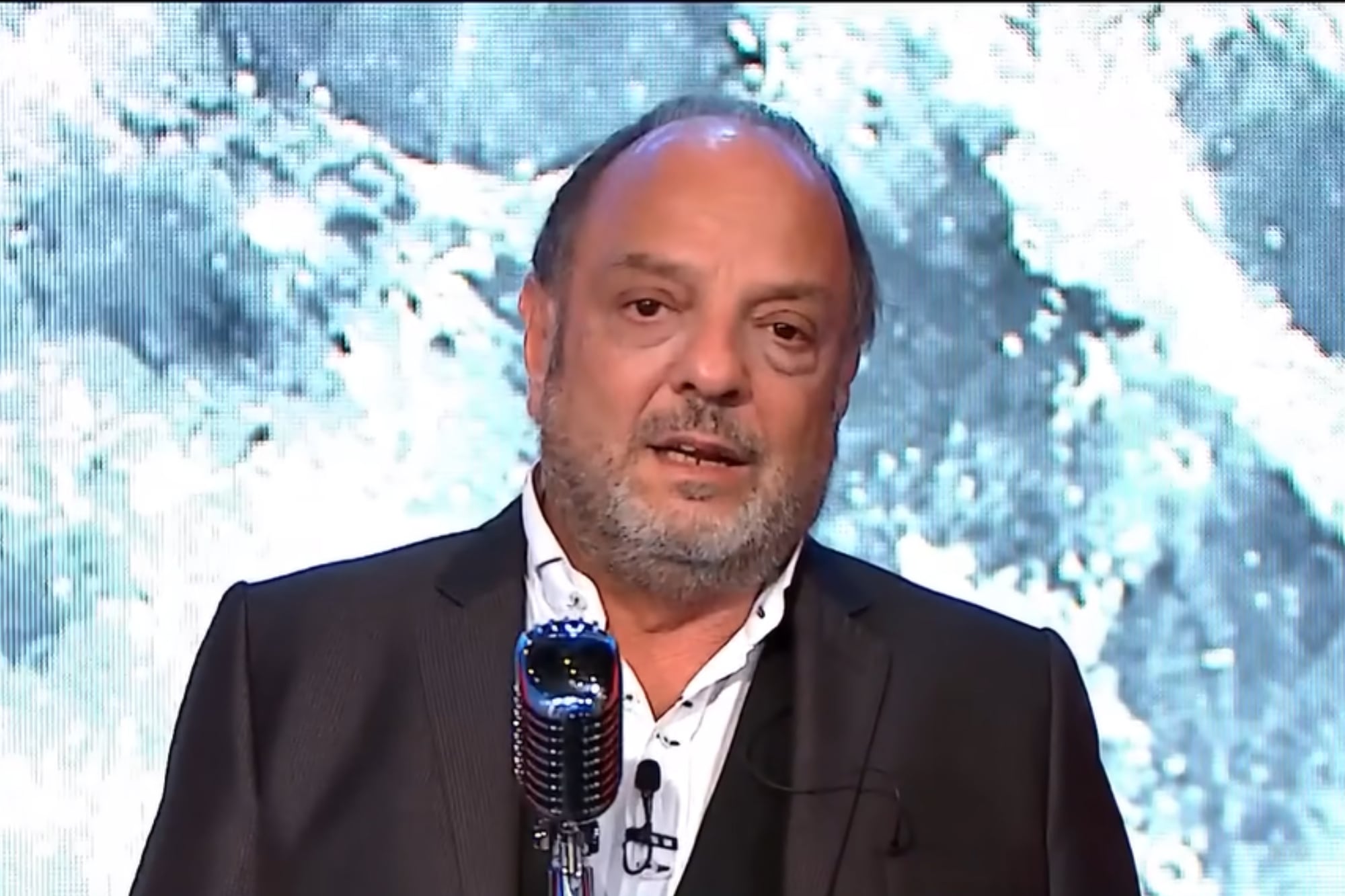 El editorial de Baby Etchecopar tras las declaraciones de Adorni: "Eras una laucha que no tenía una moneda"