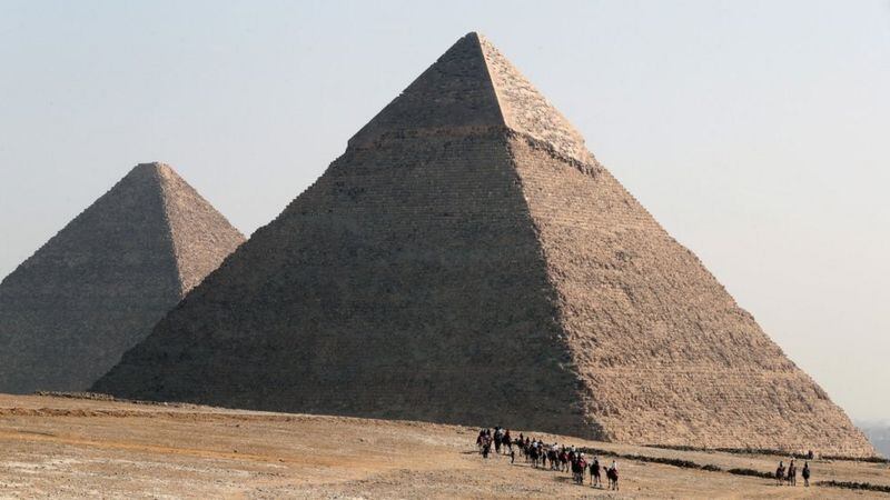 Las pirámides de Giza se edificaron hace 4500 años