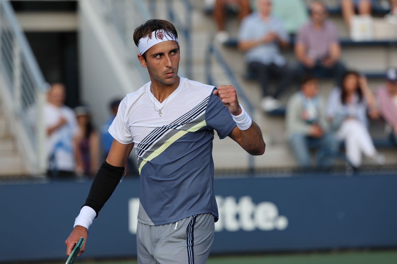 Tomás Etcheverry jugará contra Camilo Ugo Carabelli