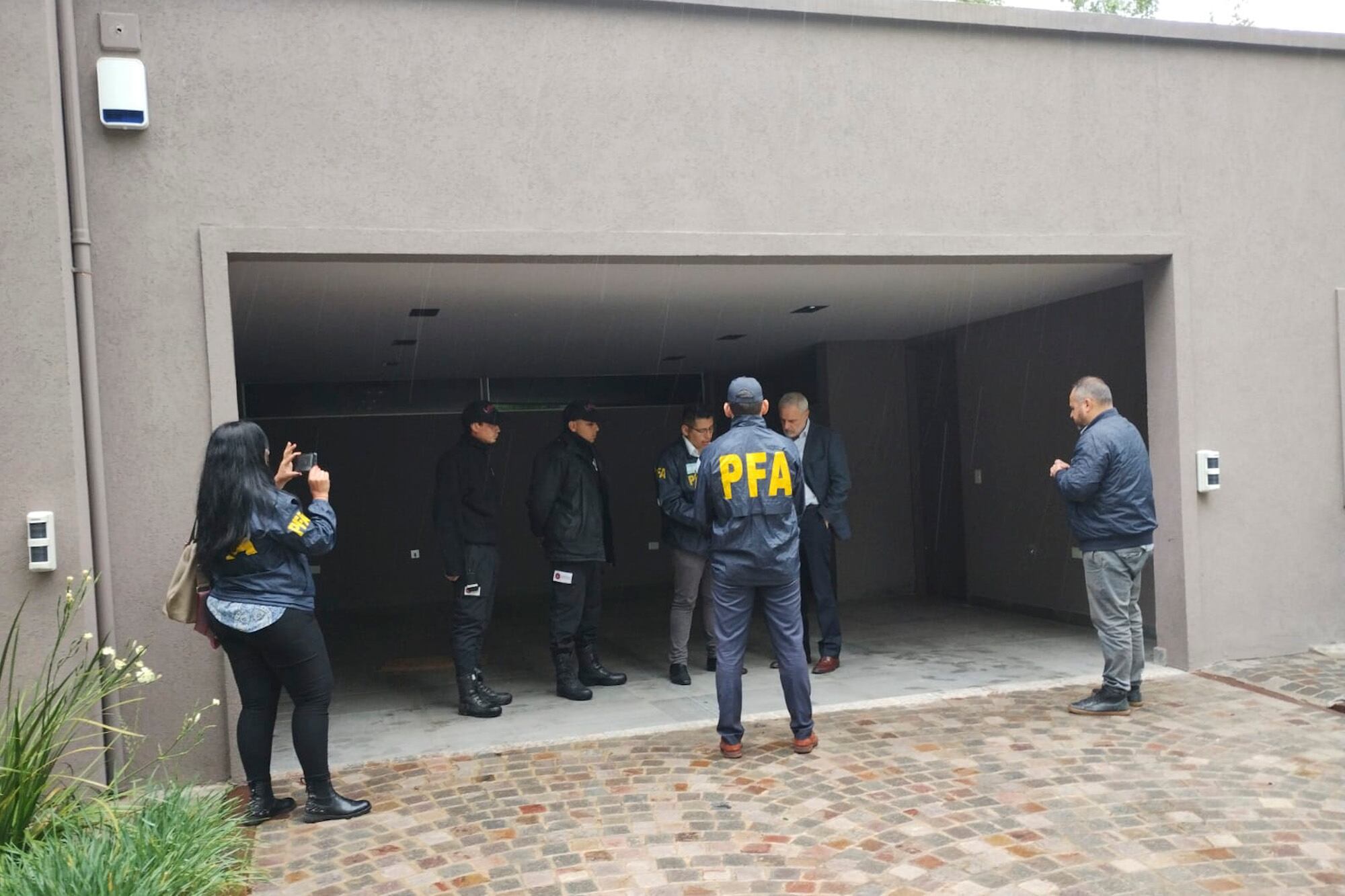 Allanamiento en la propiedad de Insaurralde